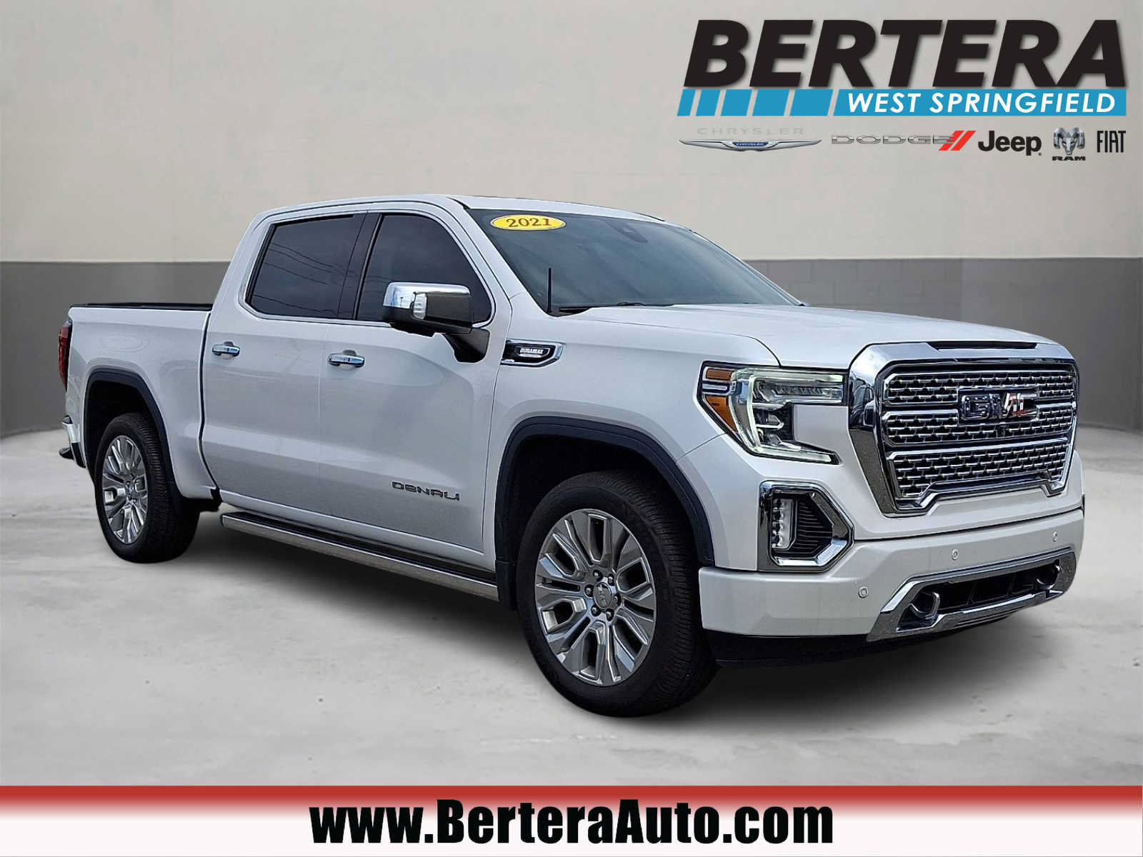 Used 2021 GMC Sierra 1500 Denali w/ Denali Ultimate Package AWD/4WD image 1