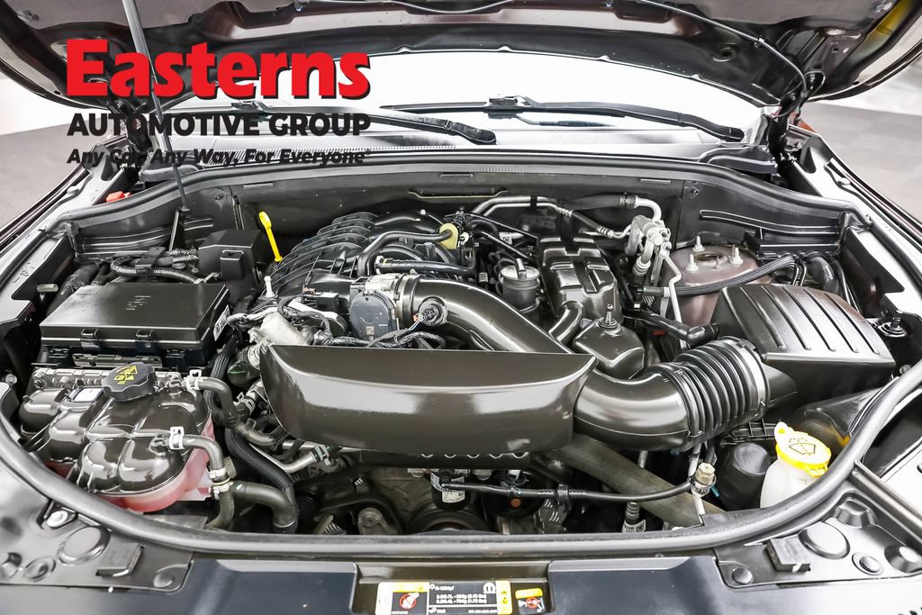Used 2024 Dodge Durango GT RWD image 7