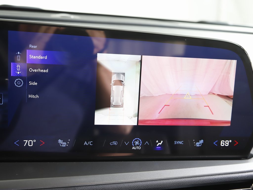 New 2025 Chevrolet Traverse LT w/ Midnight/Sport Edition image 21