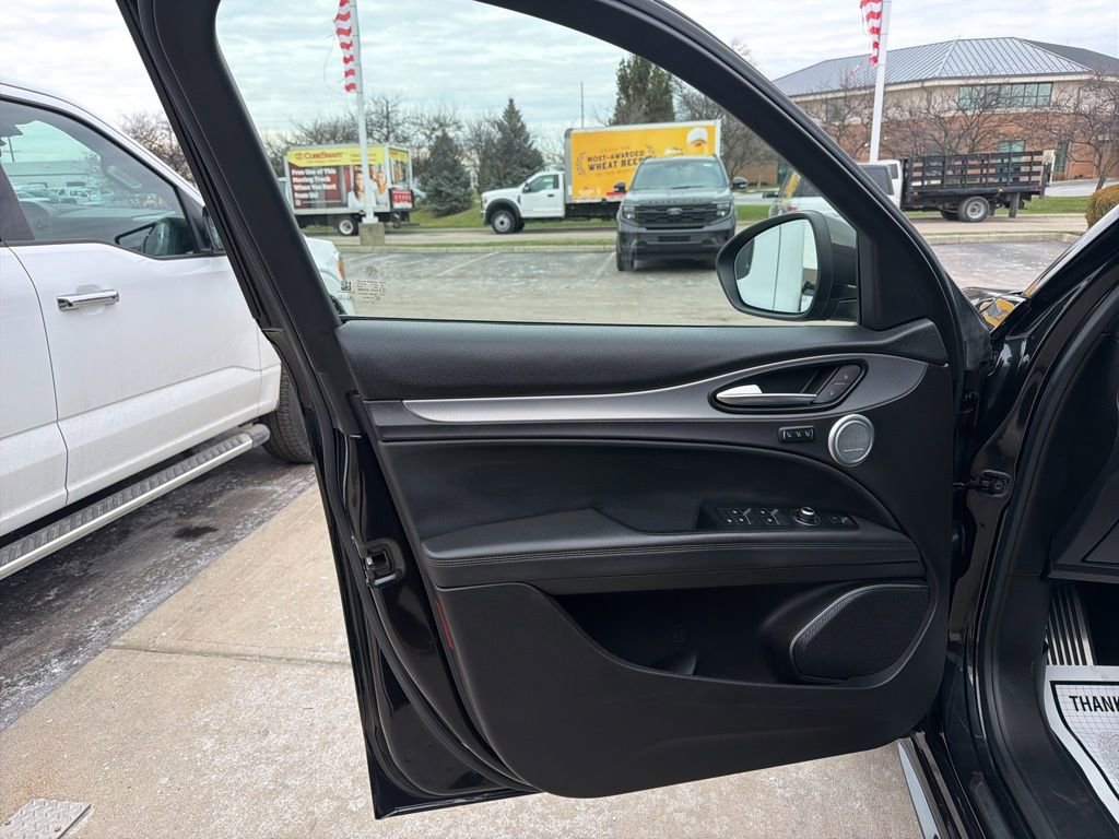 Used 2020 Alfa Romeo Stelvio Ti Sport w/ Quick Order Package 22S Sport image 12