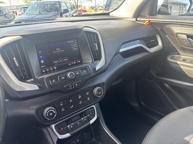 Used 2023 GMC Terrain SLE image 22