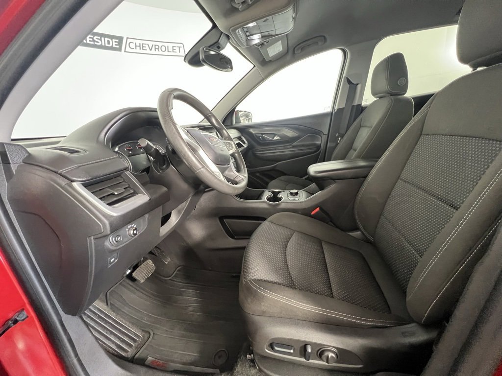 Used 2024 GMC Terrain SLE w/ Driver Convenience Package image 12