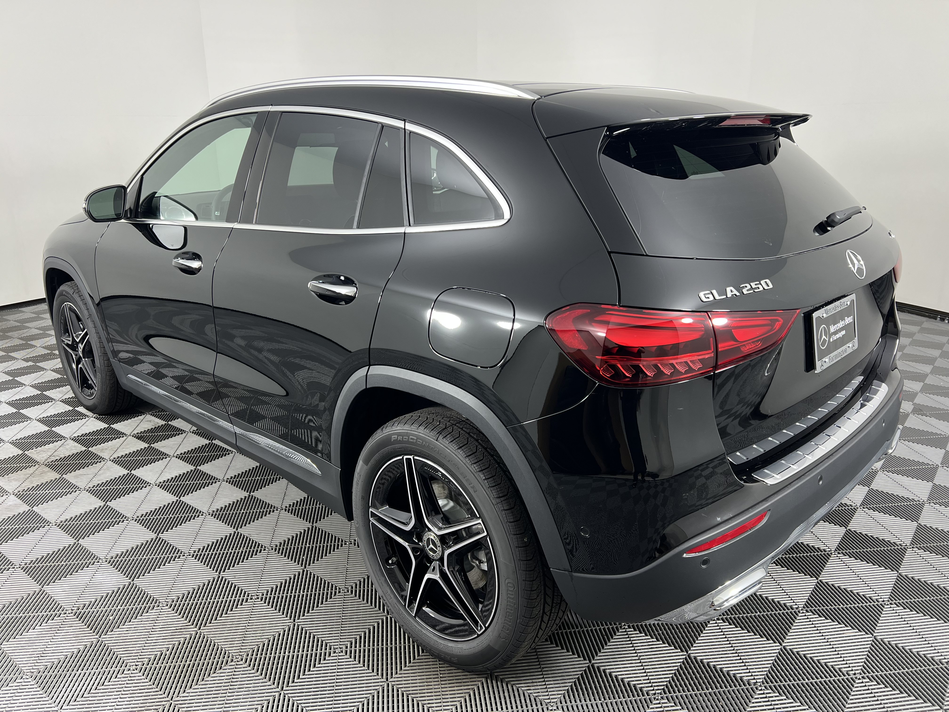 New 2026 Mercedes-Benz GLA 250 4MATIC image 10