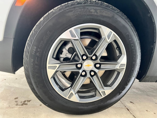 Used 2025 Chevrolet Blazer LT image 12