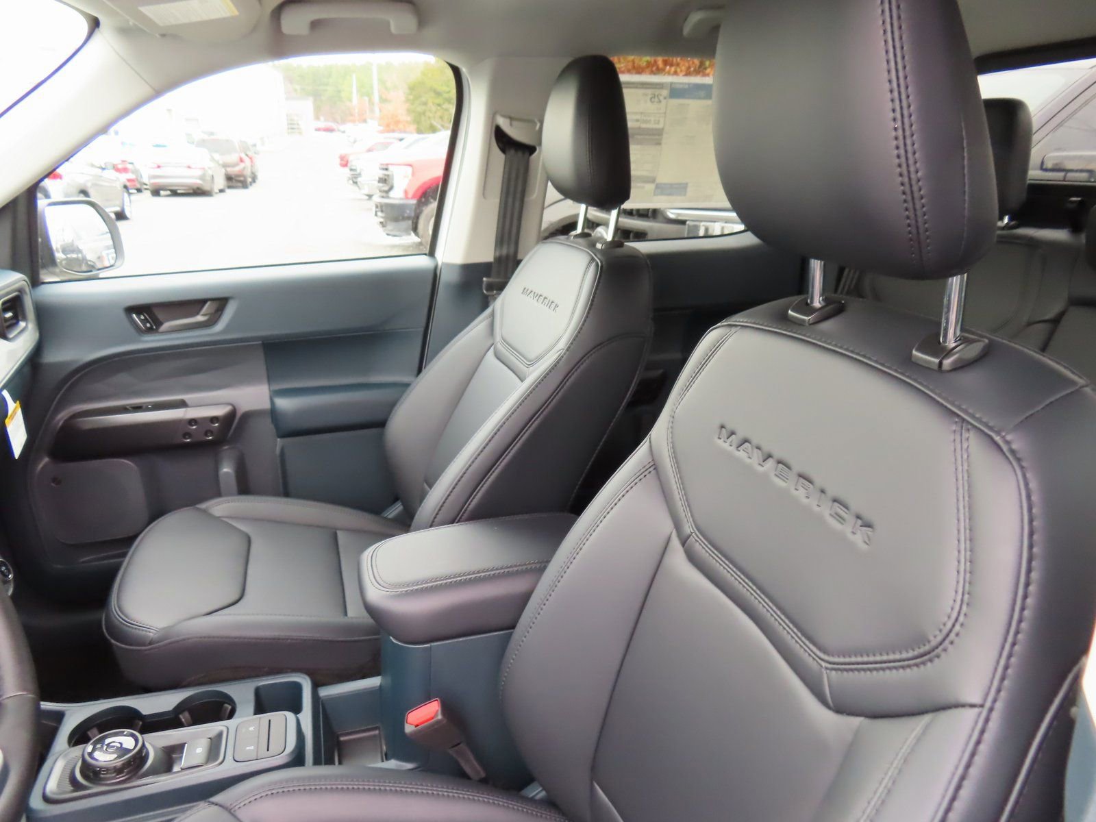 New 2026 Ford Maverick Lariat w/ Black Appearance Package image 15