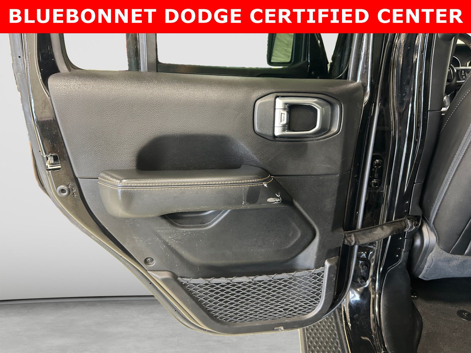 Used 2022 Jeep Gladiator Overland AWD/4WD image 21