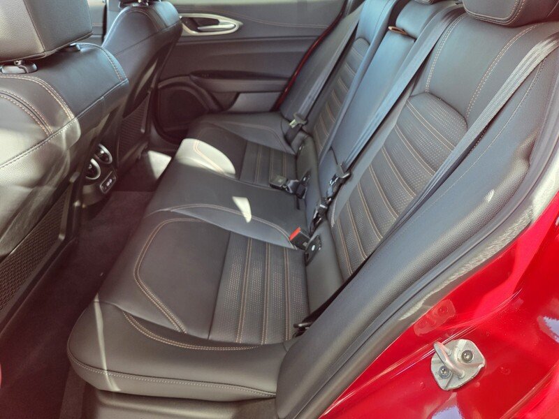 New 2025 Alfa Romeo Giulia w/ Driving Assist Package RWD image 8