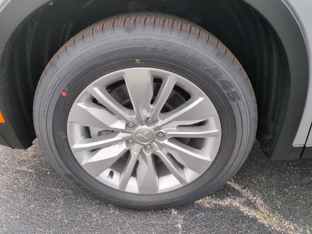 New 2026 Mitsubishi Outlander ES AWD/4WD image 15