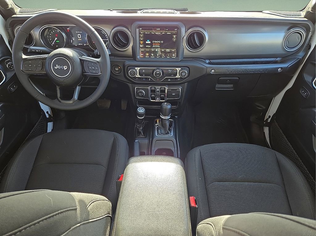 Used 2023 Jeep Wrangler Unlimited w/ 8.4" Radio Group image 17