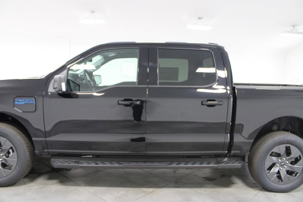 New 2025 Ford F150 Lightning Flash image 6