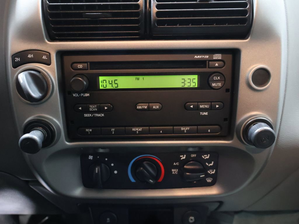 Used 2011 Ford Ranger XLT image 23