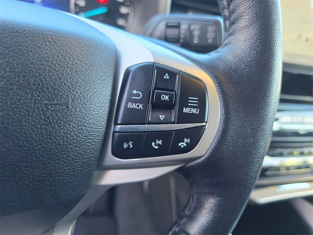 Used 2023 Ford Explorer Limited image 23