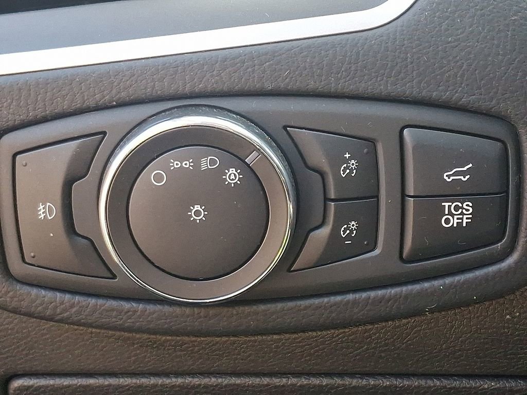 Used 2021 Ford Edge SEL w/ Convenience Package image 25