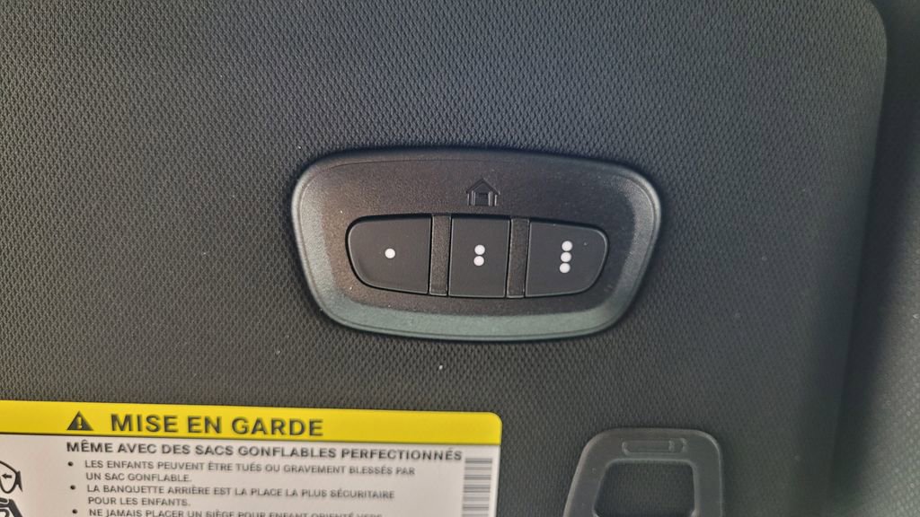 New 2025 Jeep Grand Cherokee Limited w/ Black Appearance Package image 26