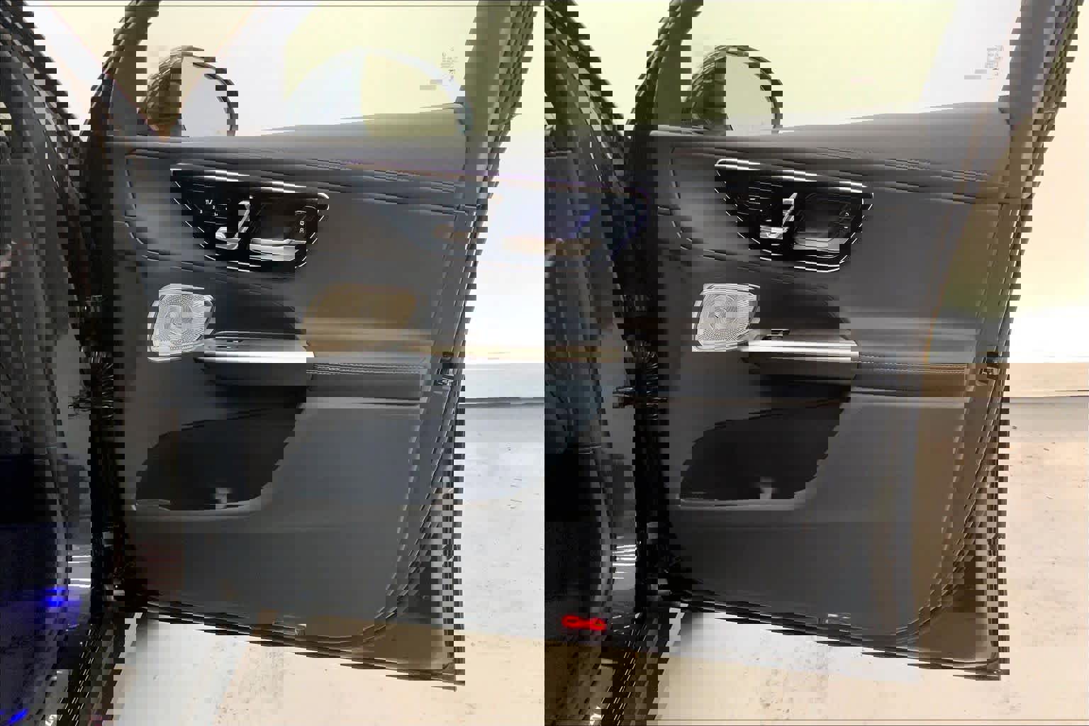 Certified 2023 Mercedes-Benz GLC 300 image 10