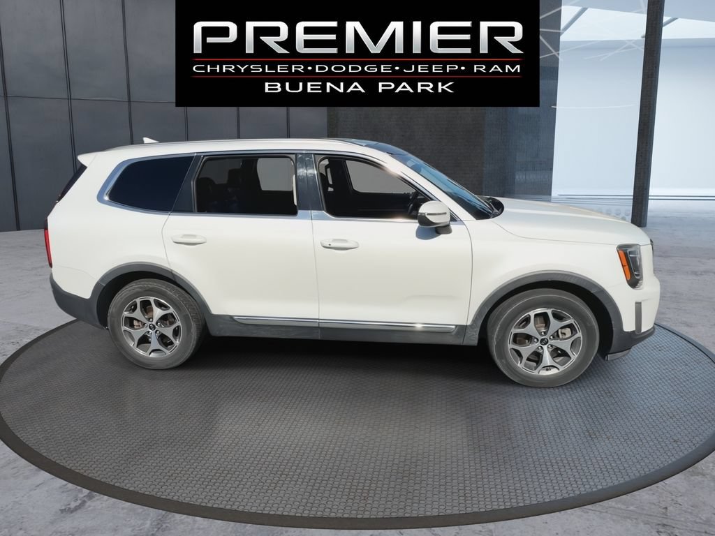Used 2020 Kia Telluride EX FWD image 3