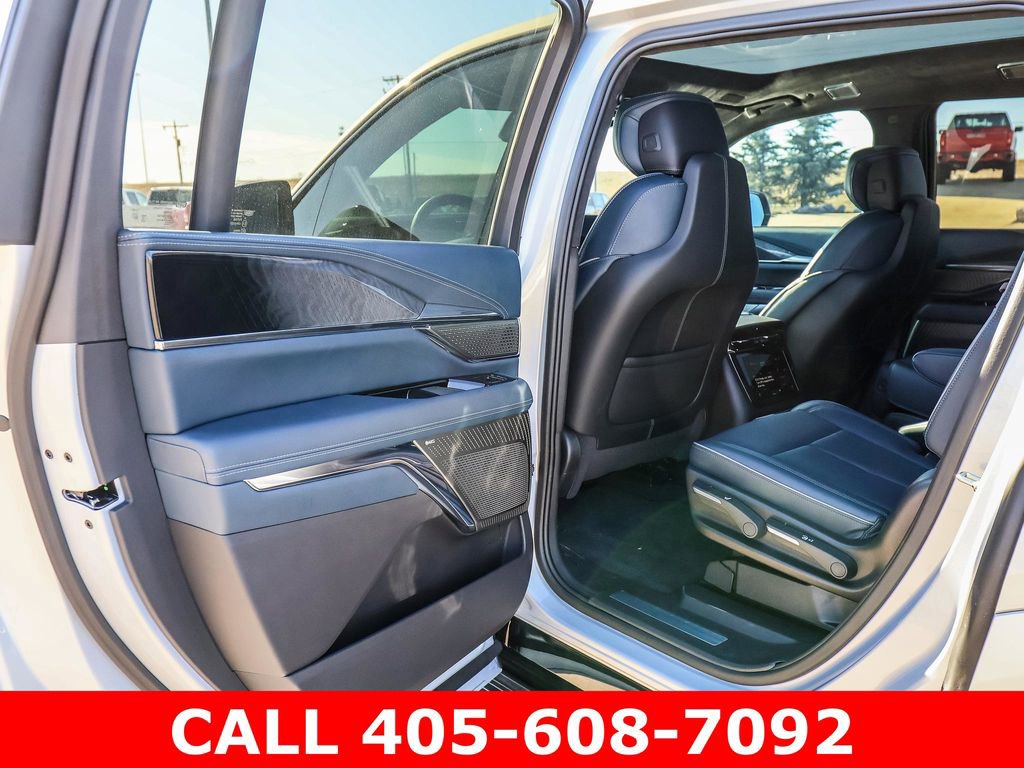 Used 2025 Cadillac Escalade IQ Sport 2 image 30
