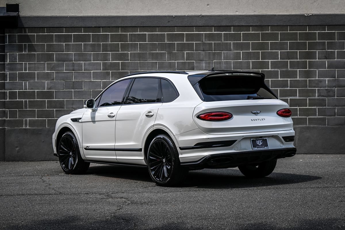 Used 2021 Bentley Bentayga Speed AWD/4WD image 4