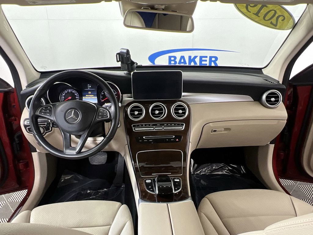 Used 2019 Mercedes-Benz GLC 300 4MATIC image 21