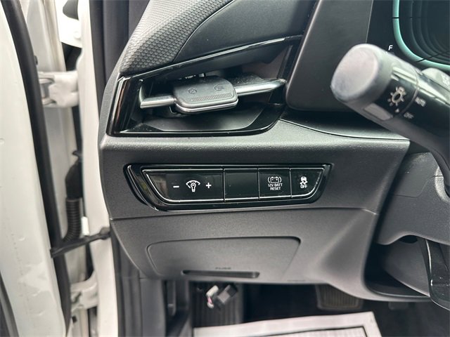 Used 2023 Kia Niro LX image 21