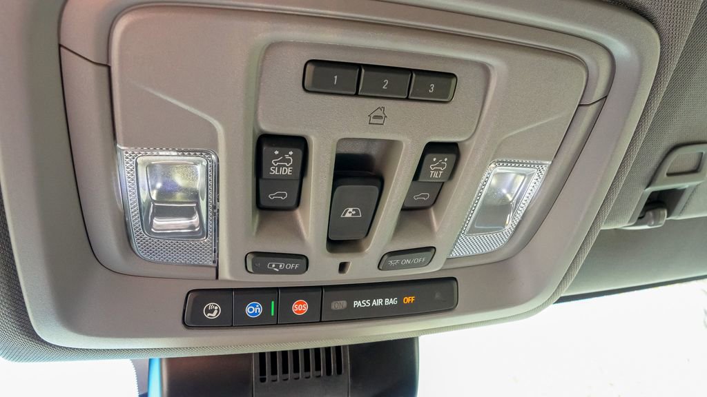 New 2025 GMC Sierra 1500 SLT w/ SLT Premium Plus Package image 24