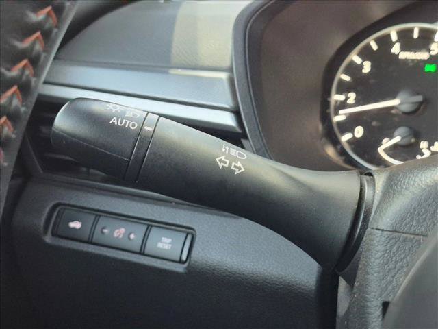Used 2024 Nissan Altima 2.5 SR FWD image 13
