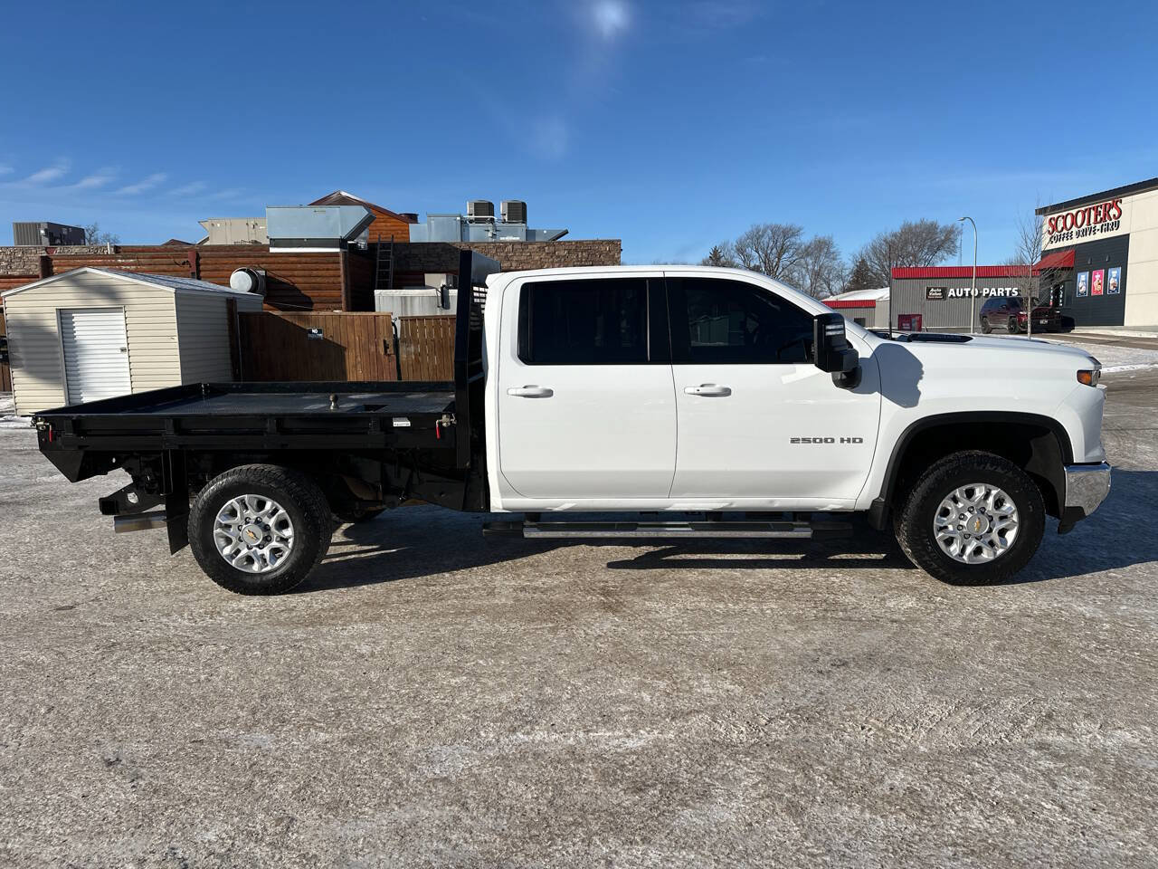 Used 2024 Chevrolet Silverado 2500 LT w/ Convenience Package image 6