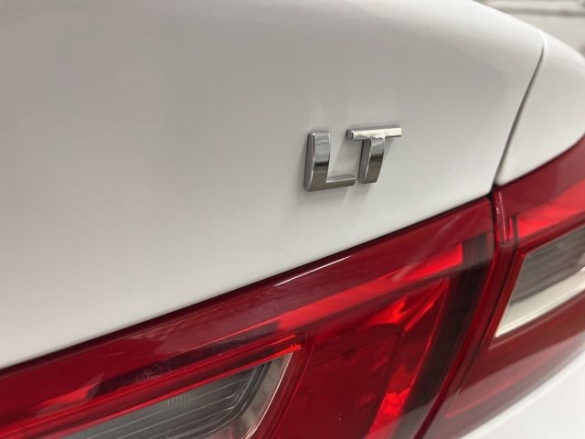 Used 2024 Chevrolet Malibu LT FWD image 9