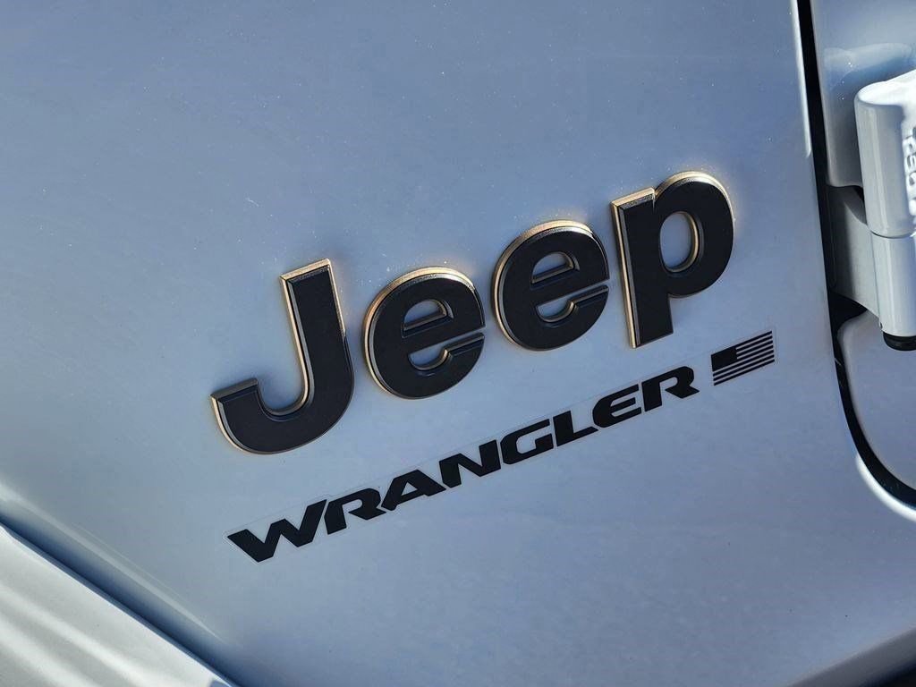 Used 2024 Jeep Wrangler Unlimited Rubicon 392 image 30
