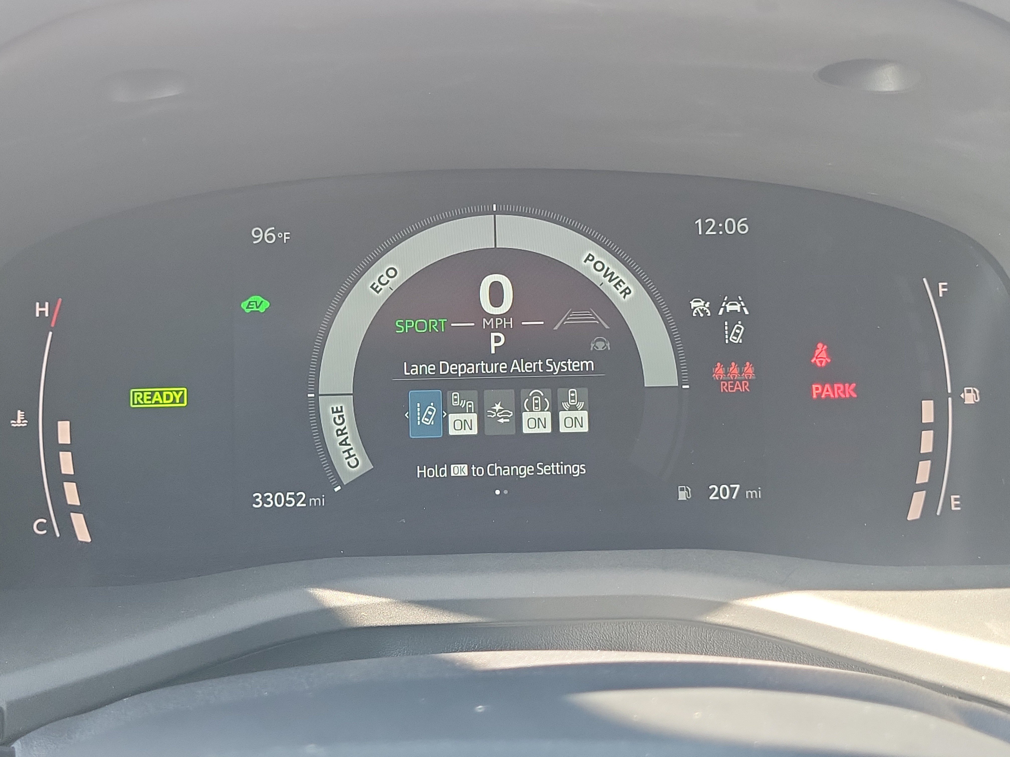 Used 2025 Toyota Camry SE FWD image 32