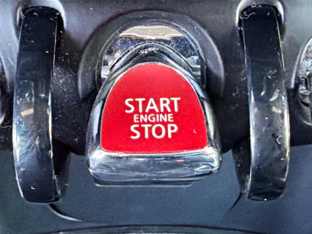 Used 2019 MINI Cooper Convertible w/ Signature Upholstery Package image 33