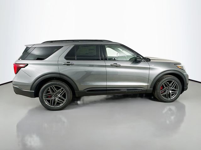 New 2026 Ford Explorer ST-Line w/ ST-Line Street Pack image 8
