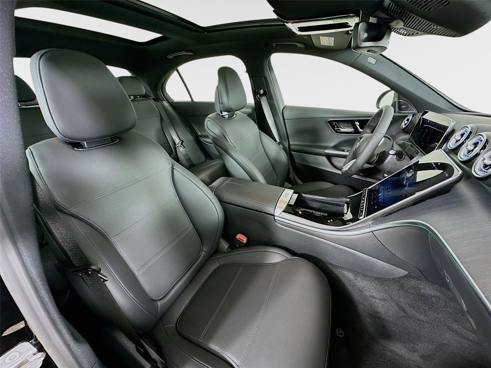 Used 2026 Mercedes-Benz C 300 4MATIC Sedan image 35