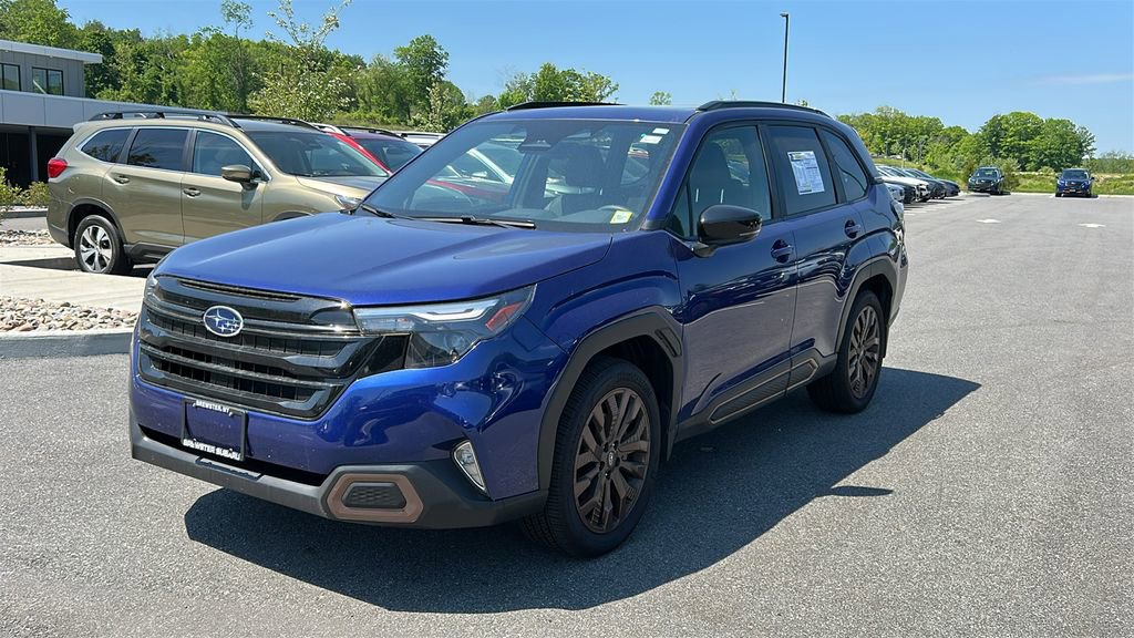 Used 2025 Subaru Forester Sport AWD/4WD image 3