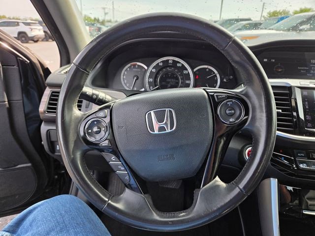 Used 2017 Honda Accord EX-L image 2