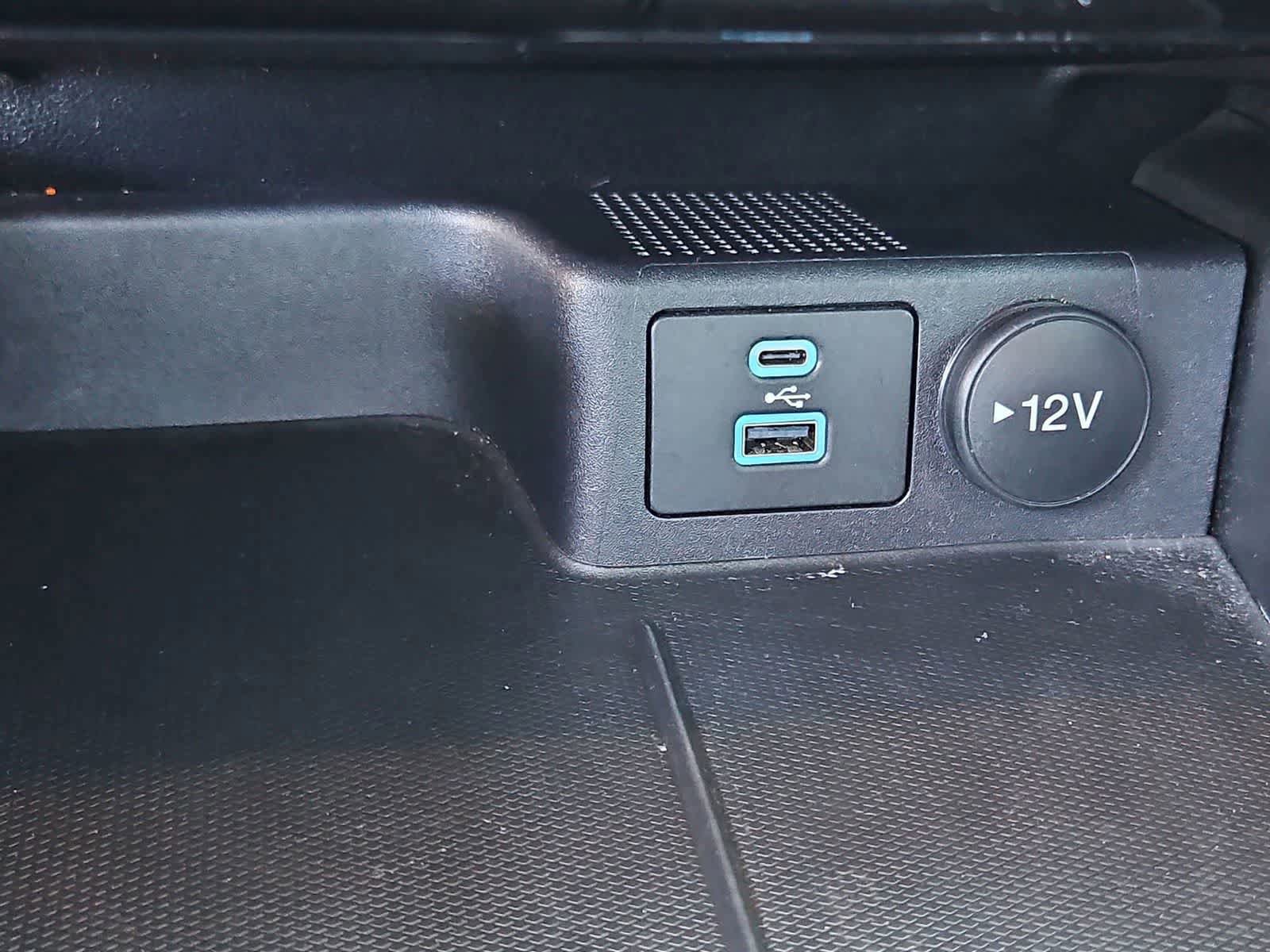 Used 2022 Ford Escape SE w/ Convenience Package FWD image 34