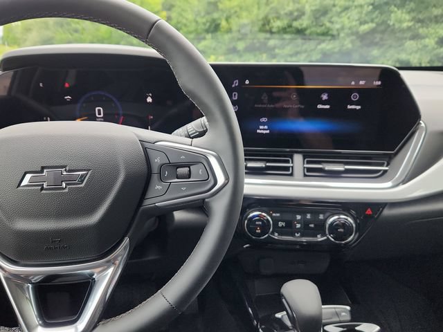 New 2026 Chevrolet Trax LT w/ Driver Confidence Package FWD image 26