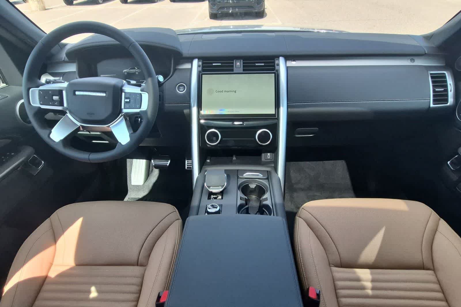 New 2026 Land Rover Discovery Limited Edition AWD/4WD image 15