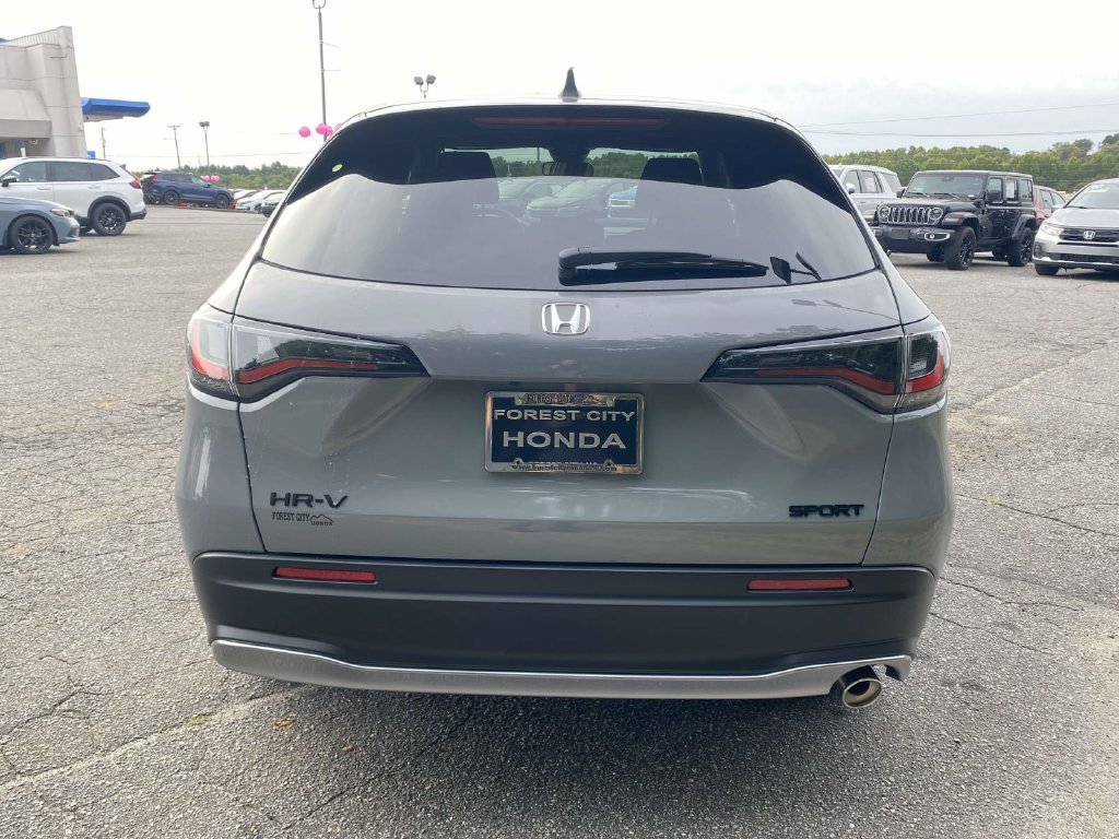 New 2027 Honda HR-V Sport image 4