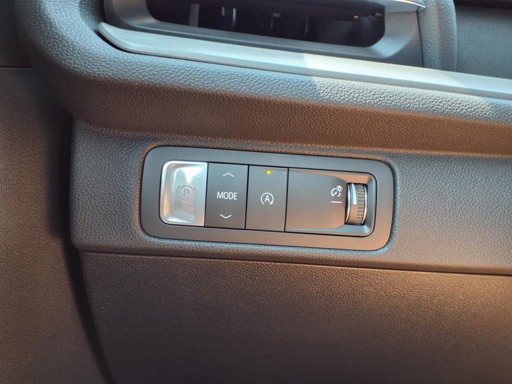 New 2026 Chevrolet Traverse LT w/ LPO, Floor Liner Package image 12