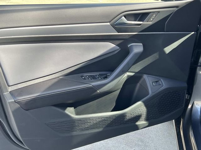 New 2026 Volkswagen Jetta SE image 9