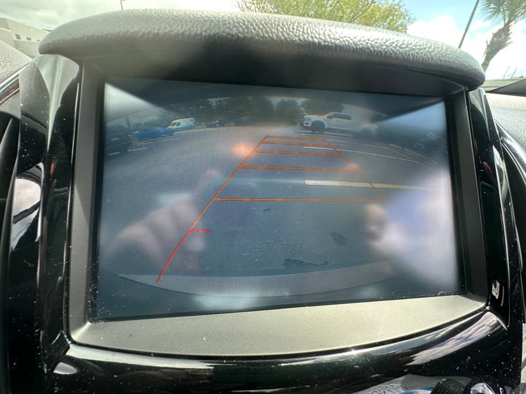 Used 2017 Chevrolet Cruze Premier FWD image 20