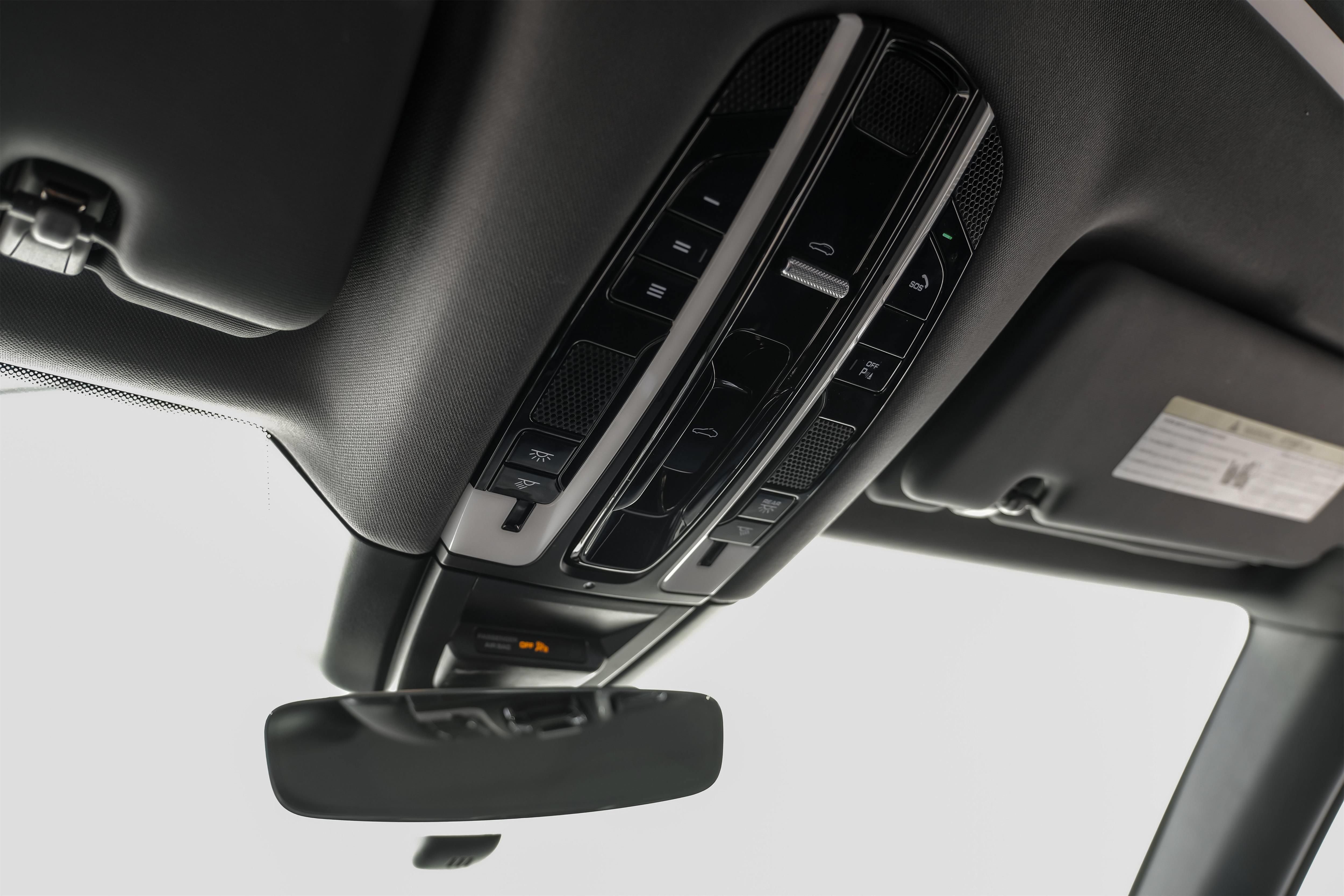 Used 2019 Porsche Cayenne AWD/4WD image 31
