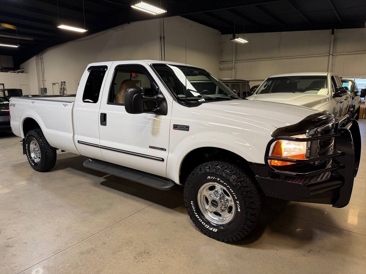 Used 2000 Ford F250 Lariat