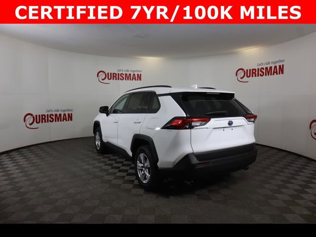 Used 2021 Toyota RAV4 LE image 8