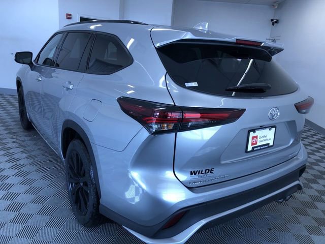 Certified 2025 Toyota Highlander XSE image 12