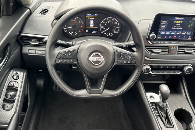 Used 2025 Nissan Altima 2.5 S image 15