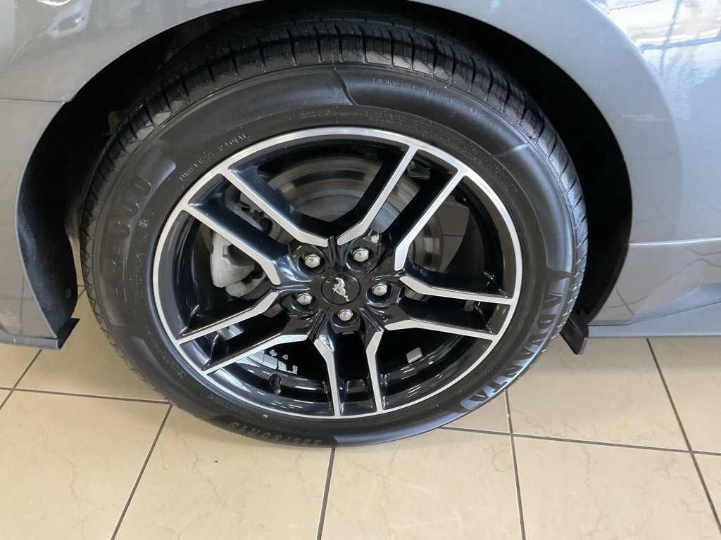 Used 2021 Ford Mustang Premium image 7