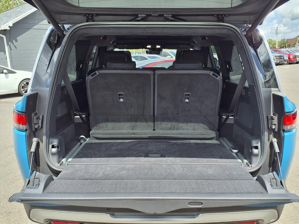 Used 2024 Rivian R1S Adventure AWD/4WD image 19