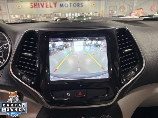 Used 2020 Jeep Cherokee Limited AWD/4WD image 23